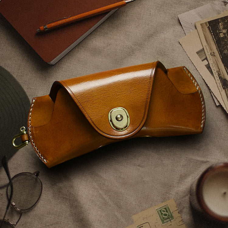 Retro Tanned Leather Glasses Case