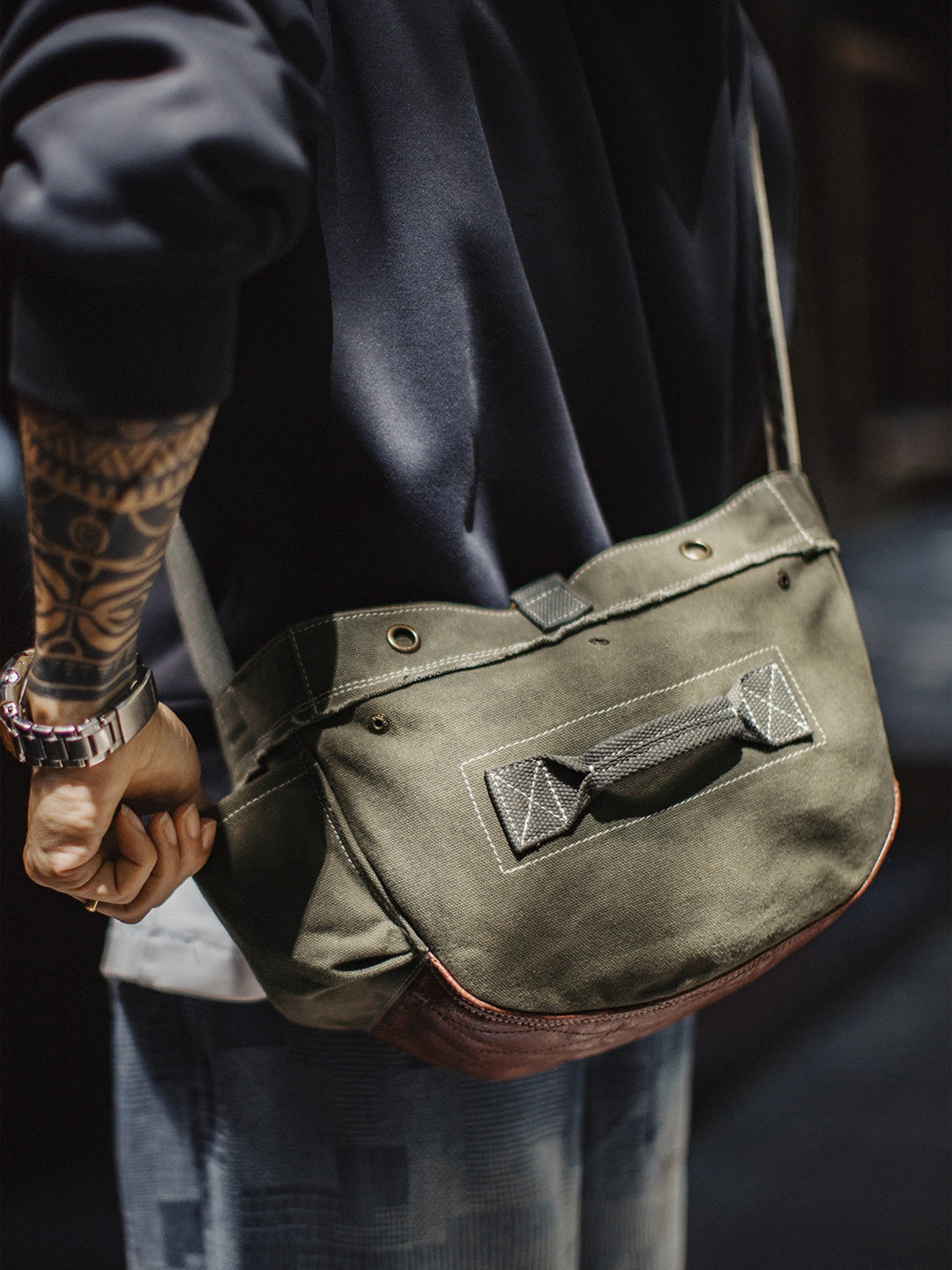 Vintage Stitching Shoulder Bag Army Green Crossbody Bag Large Capacity Commuter Bag