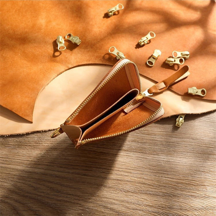 Retro Handmade Tanned Leather Short Zipper Wallet