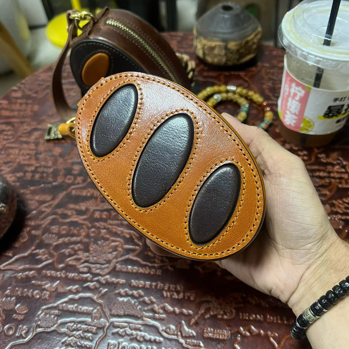 Handmade full-grain vegetable-tanned leather handbags & wallets