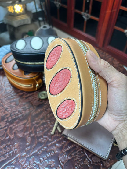 Handmade full-grain vegetable-tanned leather handbags & wallets