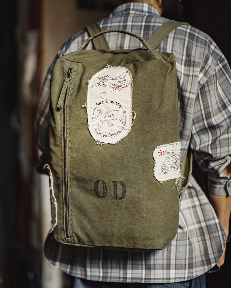 Retro Large Capacity Computer Backpack Travel Hiking Commuter Bucket Backpack