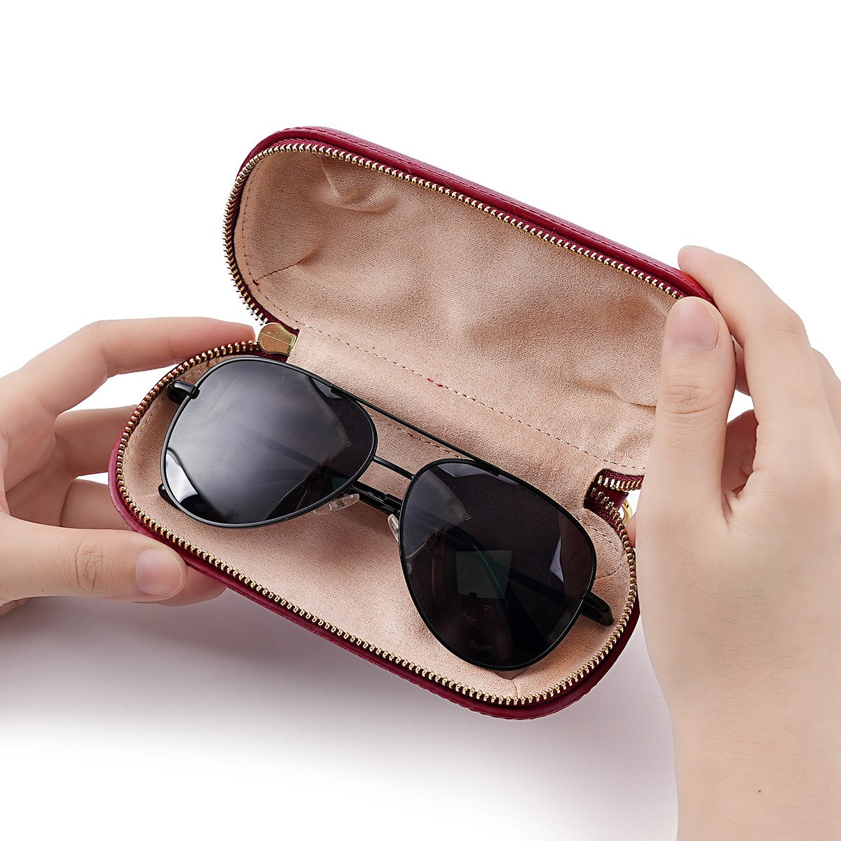 Retro Leather Zipper Glasses Case