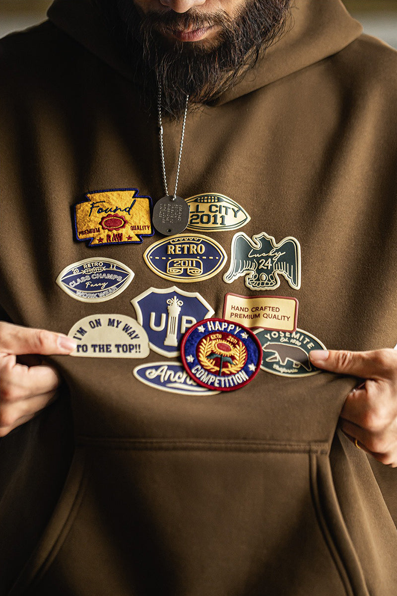 Retro Badge Embroidered Warm Hooded Sweatshirt