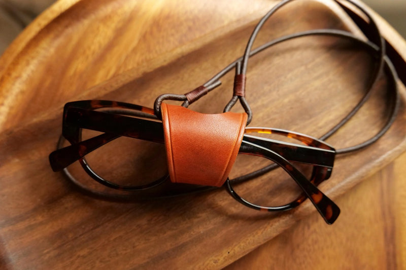 Retro Handmade Leather Portable Glasses Lanyard