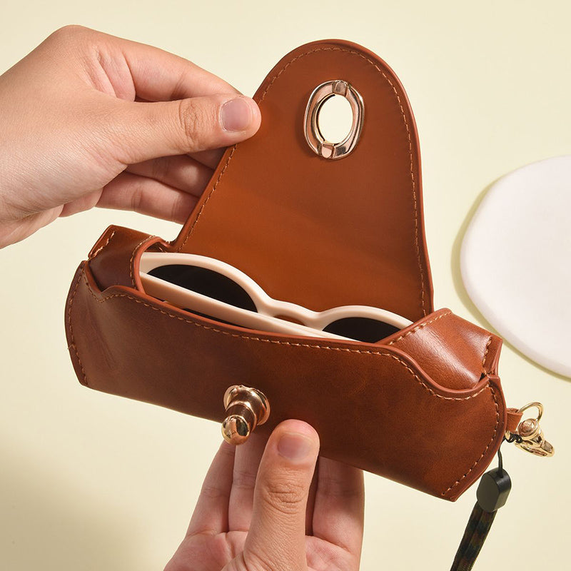 Retro Tanned Leather Glasses Case