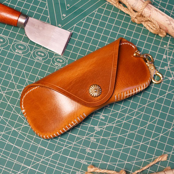 Retro Tanned Leather Glasses Case