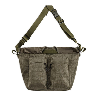 Retro Camouflage Nylon Pilot Helmet Bag Large Capacity Crossbody Bag Handbag