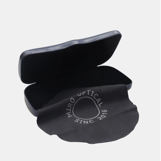 Retro Tanned Leather Glasses Case