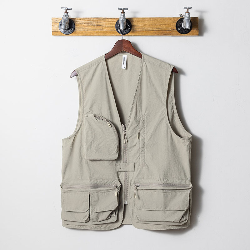 Retro Outdoor Wind-proof Multi-pocket Vest