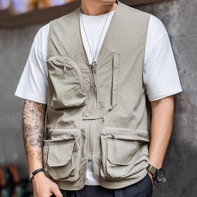 Retro Outdoor Wind-proof Multi-pocket Vest