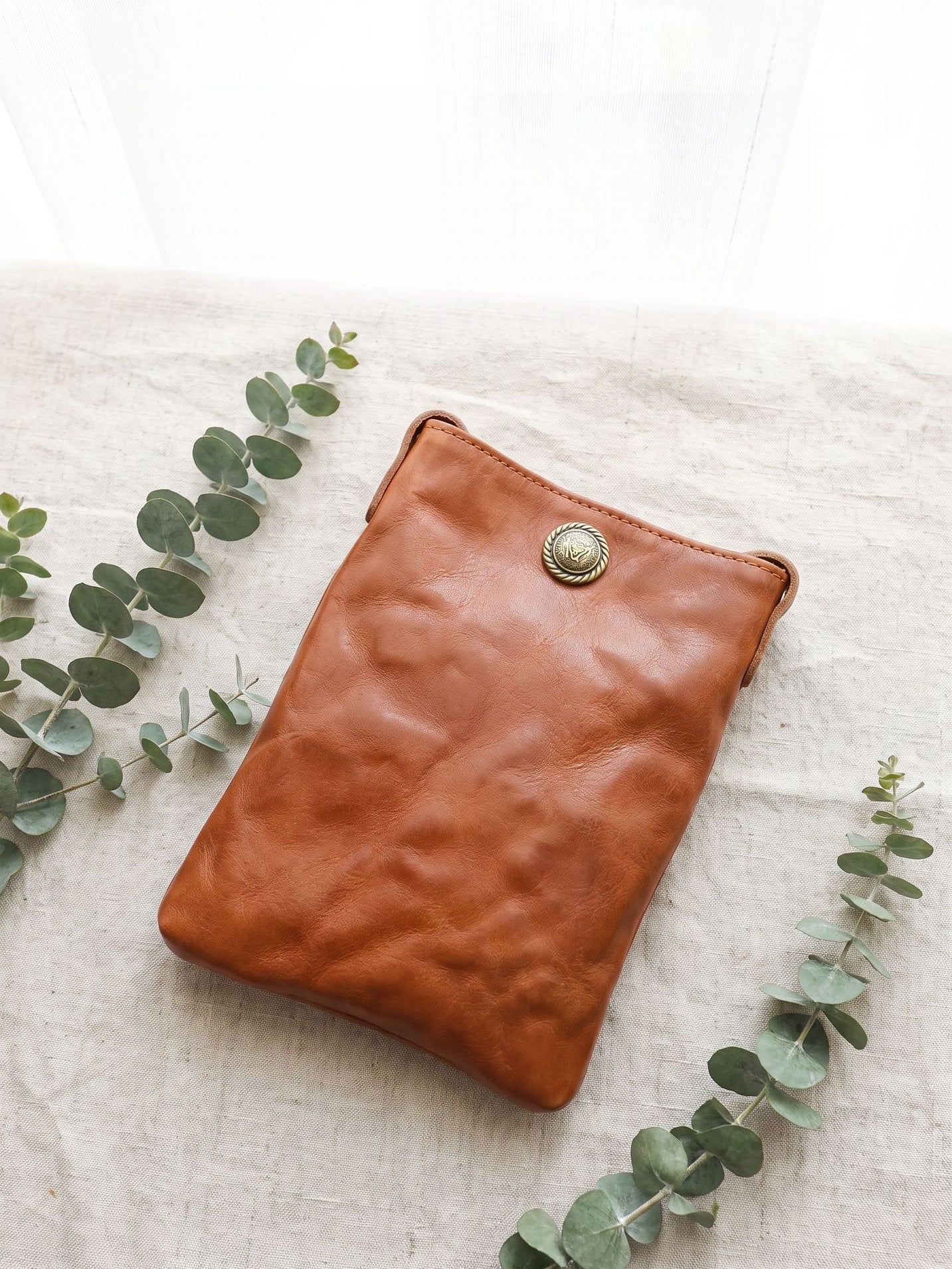 Retro Handmade Leather Crossbody Bag