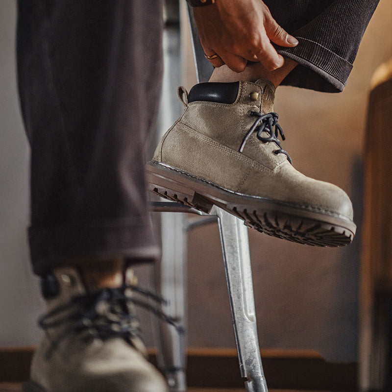 Retro Leather Wilderness Boots