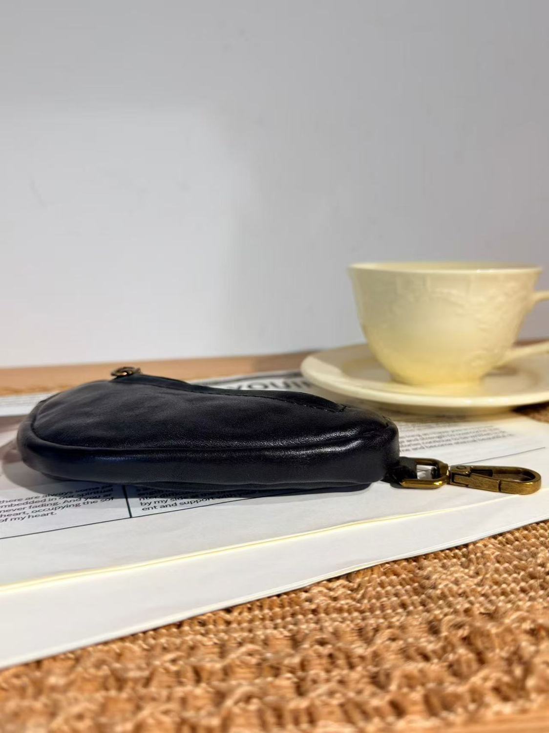 Retro Handmade Leather Key Bag Zipper Leather Wallet