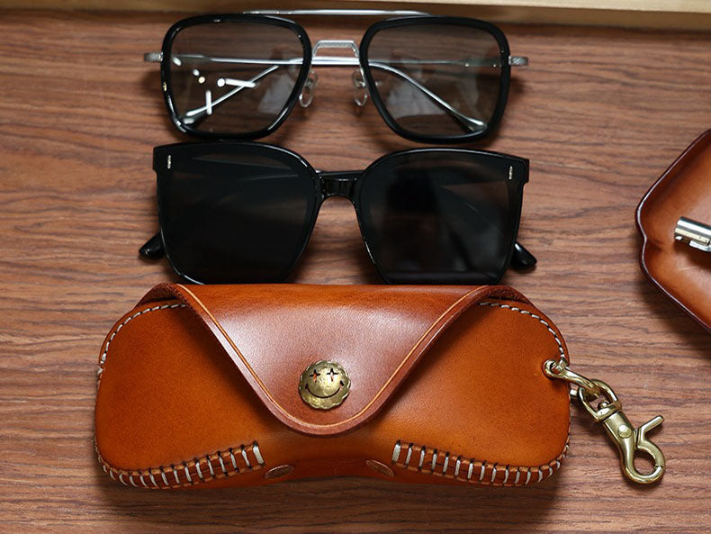 Retro Tanned Leather Glasses Case