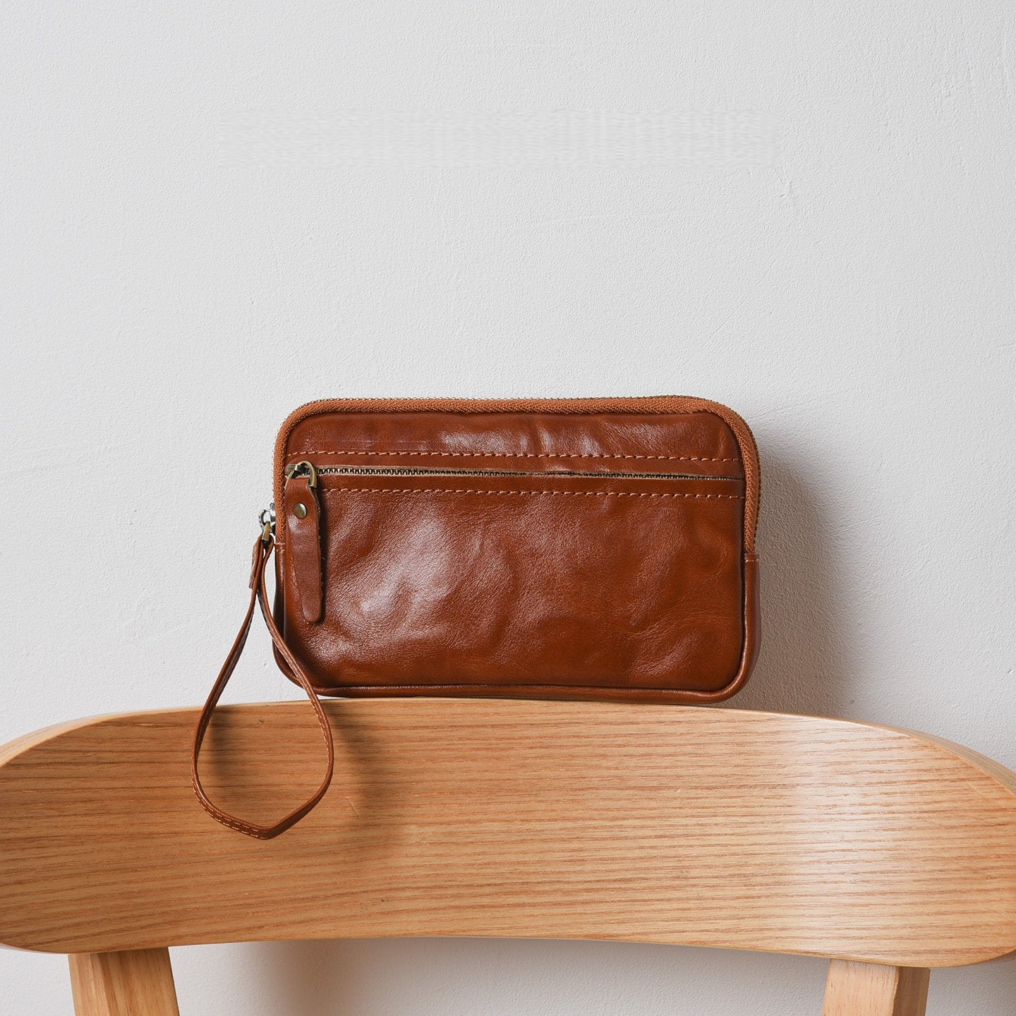 Retro Leather Distressed Top-Grain Cowhide Clutch Bag