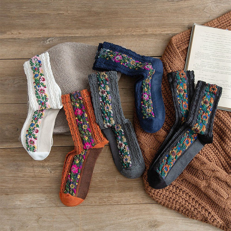 Women 5 Pairs Retro Ethnic Style Socks